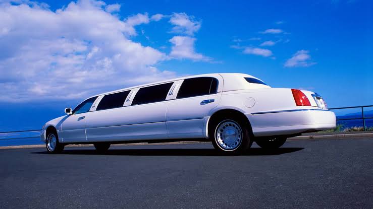 Limousine transportation service: Pros and Cons